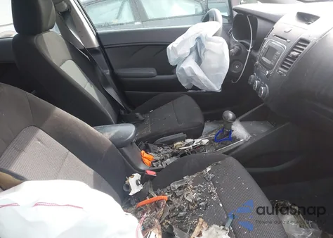 2017 Kia Forte Lx из США, поврежденный, VIN 3KPFK4A79HE156760